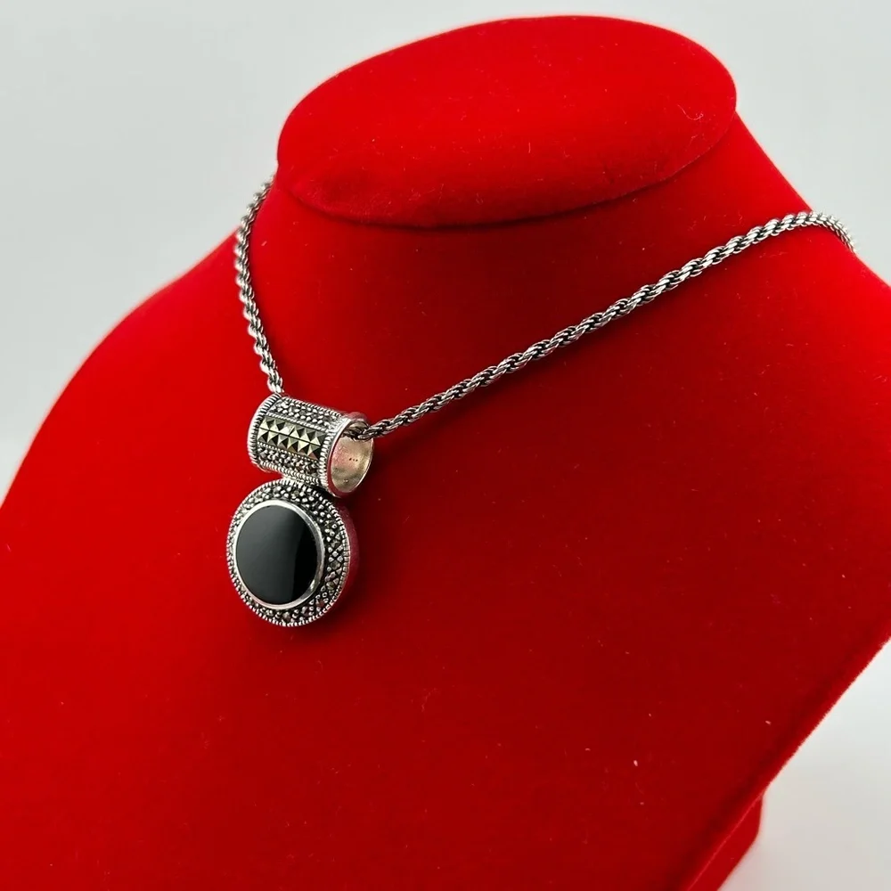 VTG 925 Sterling Silver Deco Onyx Marcasite Circle Pendant Necklace